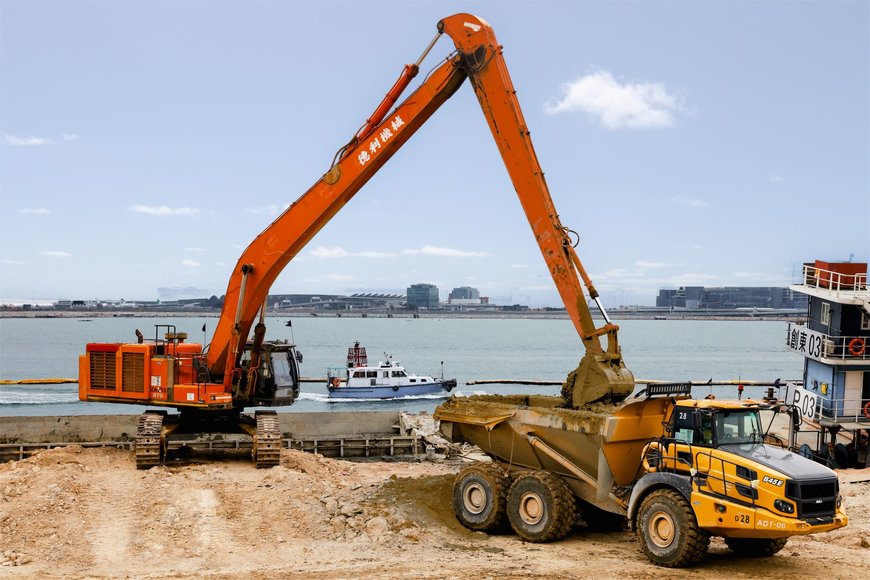 Xwatch has expanded its global presence and has recently signed a partnership deal with Tak Lee Machinery Company Limited (TLMC)